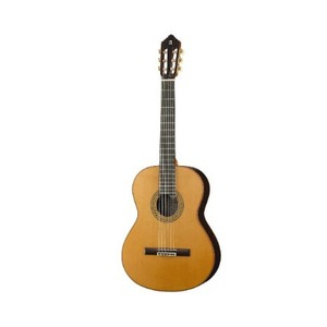 Классическая гитара Alhambra 7.631