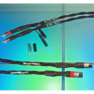 Кабель аудио 2xXLR - 2xXLR Synergistic Research Element Tungsten Interconnect XLR-XLR 1.0m