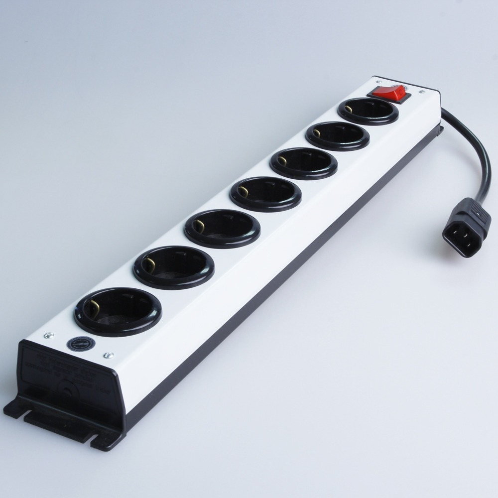 Распределитель питания Synergistic Research Quantum Line Strip (QLS) 7 Shuko