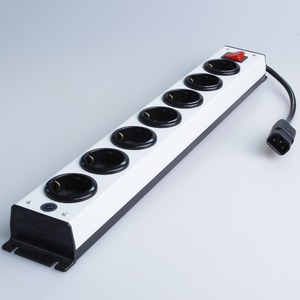 Распределитель питания Synergistic Research Quantum Line Strip (QLS) 7 Shuko