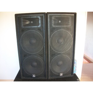 Пассивная AC JBL JRX225