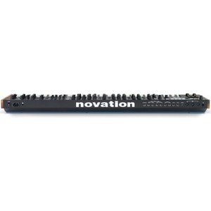 Аналоговый синтезатор Novation Summit black