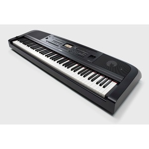 Пианино цифровое Yamaha DGX 670B