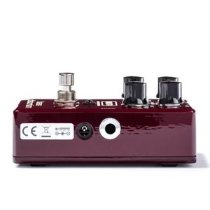 Гитарная педаль эффектов/ примочка DUNLOP M85 MXR Bass Distortion