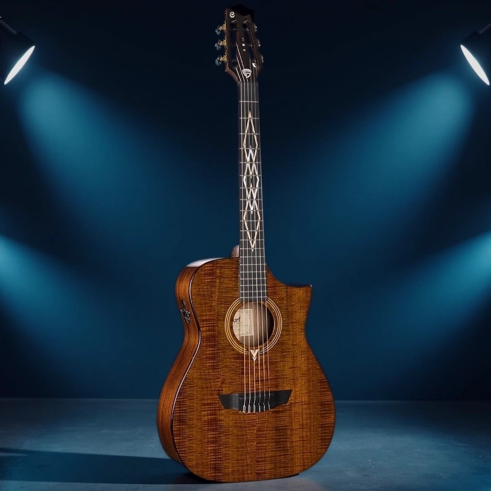 Классическая гитара Cort LUXE-NYLON-WCASE-BR