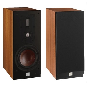 Полочная акустика Dali IKON 1 MK2 Light Walnut