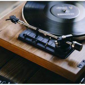 Проигрыватель винила Rekkord Audio F400 cherry