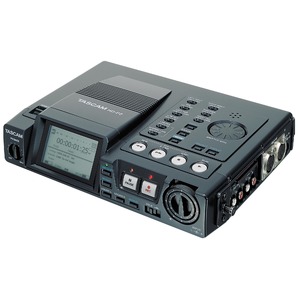 Студийный рекордер/проигрыватель TASCAM HD-P2