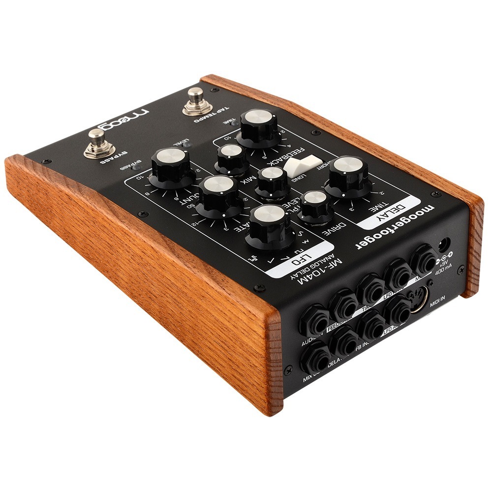 Процессор эффектов Moog MF-104M Analog Delay