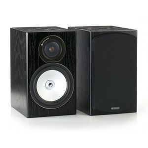 Полочная акустика Monitor Audio Silver 1 Walnut