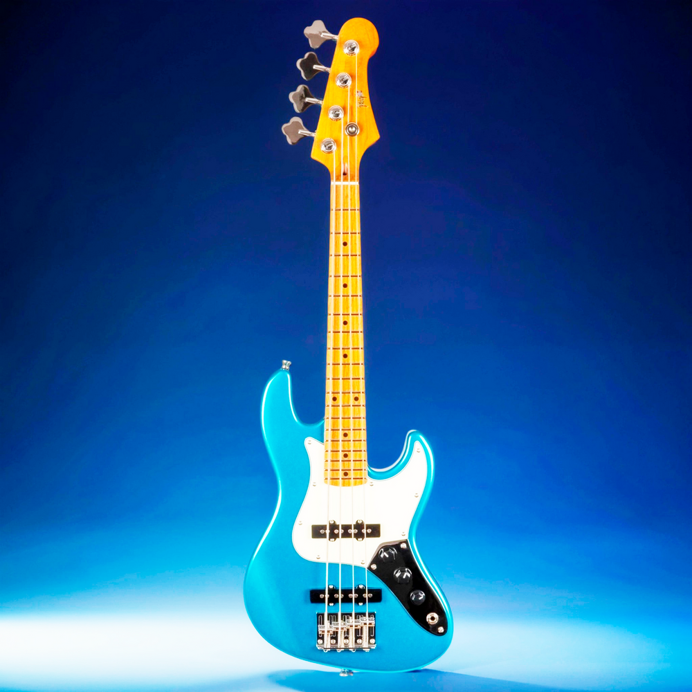 Бас-гитара уменьшенная Flight Mini JB LPB