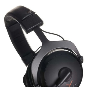 Компьютерная проводная гарнитура Beyerdynamic MMX 300 PRO