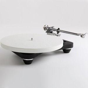 Виниловый проигрыватель Rega Planar 10 Black