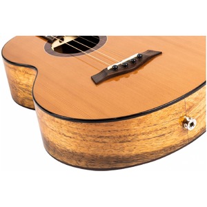 Укулеле Flight LILY Baritone EQ-A