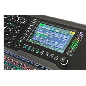 Цифровой микшер Allen & Heath QU-6D