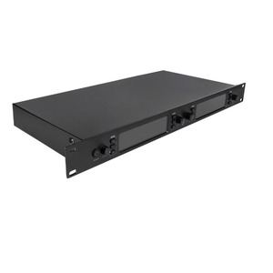 Радиосистема на четыре микрофона Axelvox DWS7000HT FC Bundle