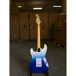 Электрогитара BULLFIGHTER D-130 New Style With bag White Blue