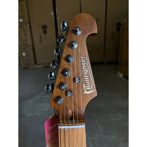 Электрогитара BULLFIGHTER D-160SE With bag White