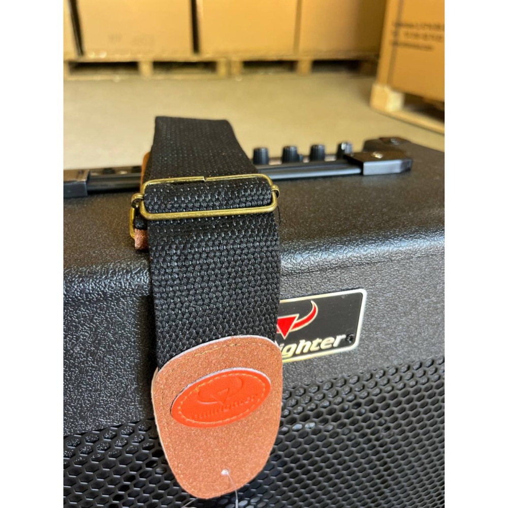 Ремень для гитары BULLFIGHTER Ремень гитарный черный