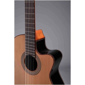 Классическая гитара Altamira N300CE +BAG