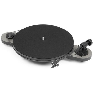Проигрыватель винила Pro-Ject Elemental Silver/Black (OM-5e)