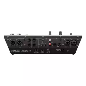 Аналоговый микшер Yamaha AG08