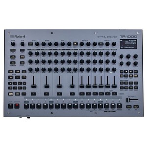 Драм-машина Roland TR-1000