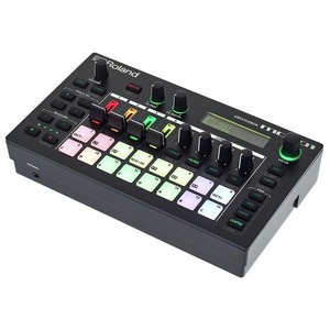 Процессор эффектов Roland MC-101