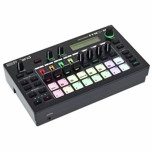 Процессор эффектов Roland MC-101