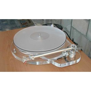 Проигрыватель винила Roksan Radius 5 MK II Acrylic + Nima Arm