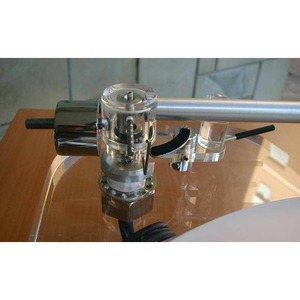 Проигрыватель винила Roksan Radius 5 MK II Acrylic + Nima Arm