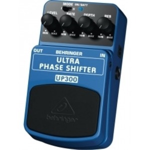 Гитарная педаль эффектов/ примочка Behringer UP300