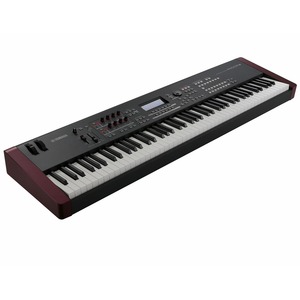 Цифровой синтезатор Yamaha MOXF8