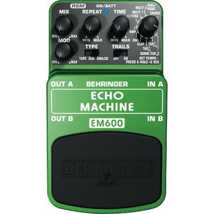Гитарная педаль эффектов/ примочка Behringer EM600